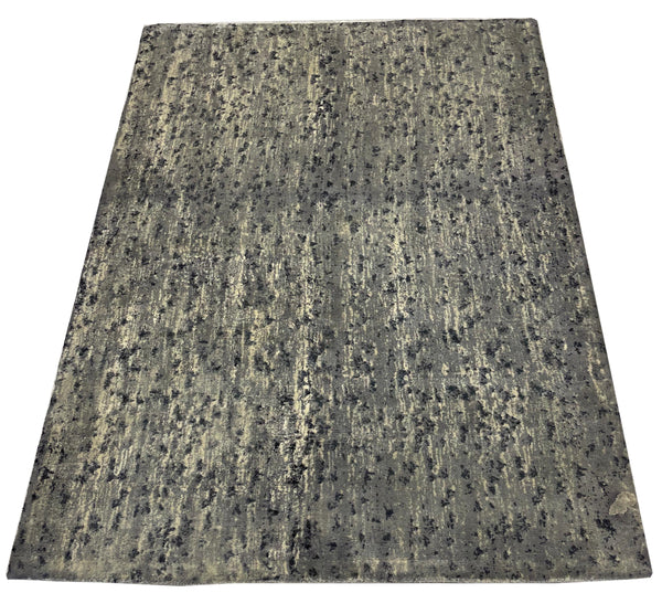 Gray Color Based Abstract Design Hand Tufted Carpet
